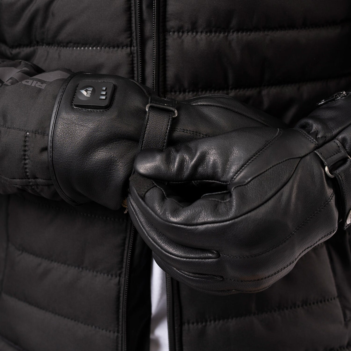 By City Warm-up gloves black 7