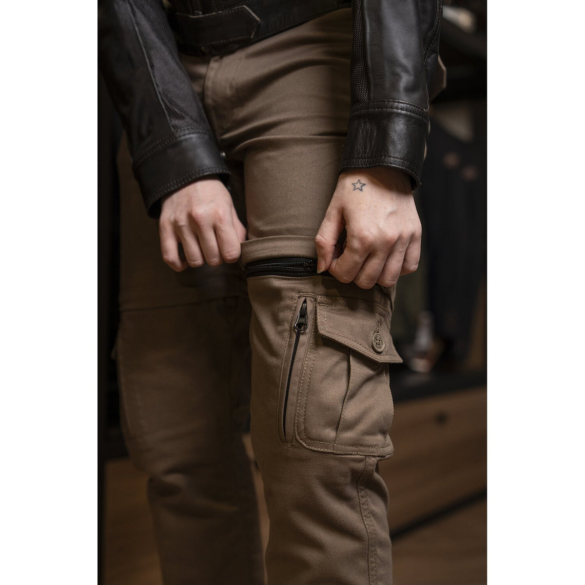 By City Air IV pants sand 6