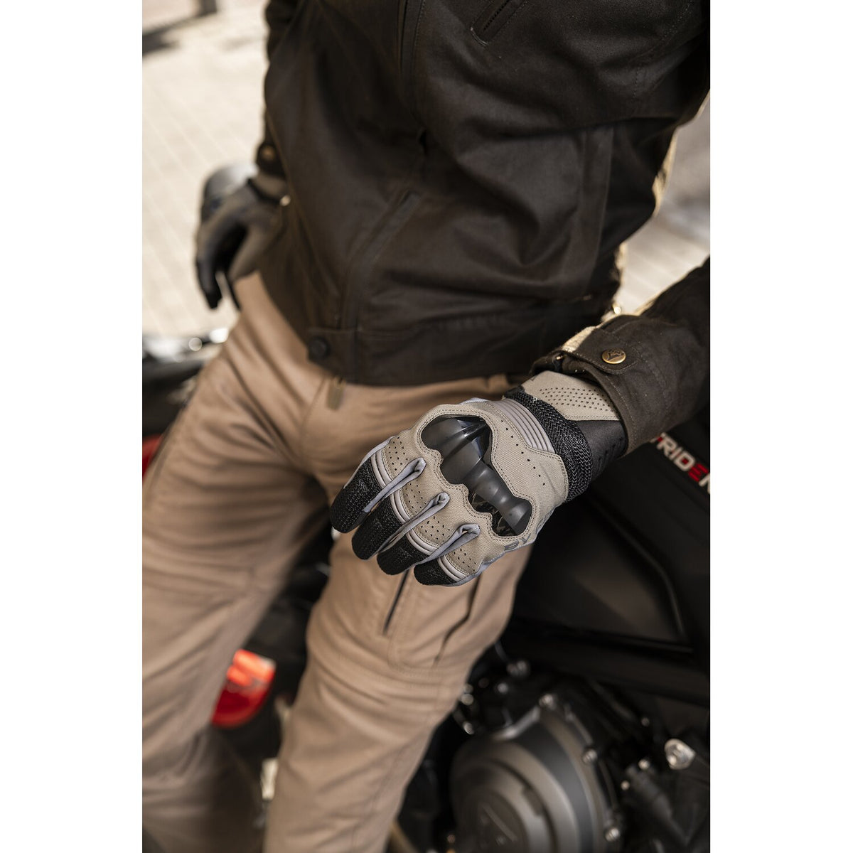 By City Heko gloves green 5
