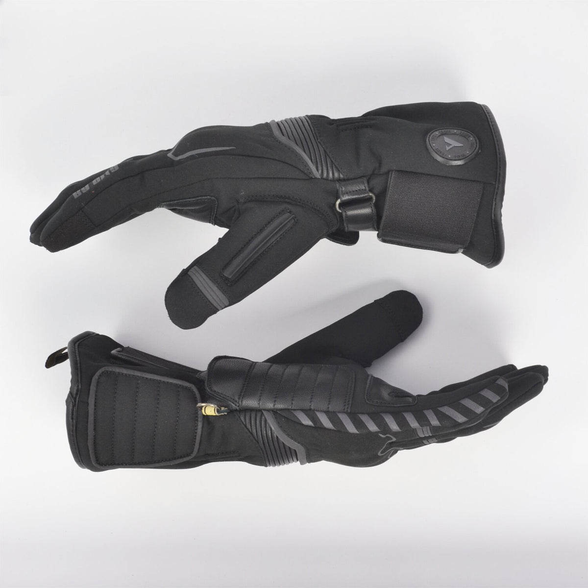 By City Touring gloves black 4