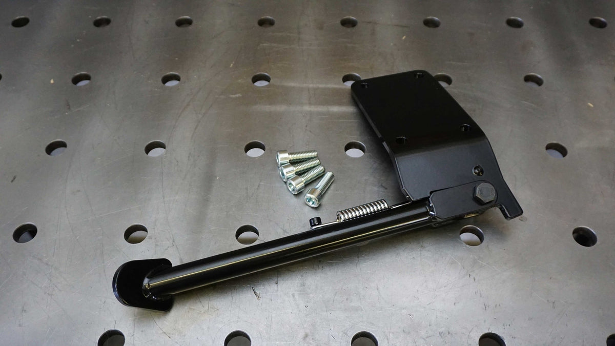 BMW K SERIES side stand on the right